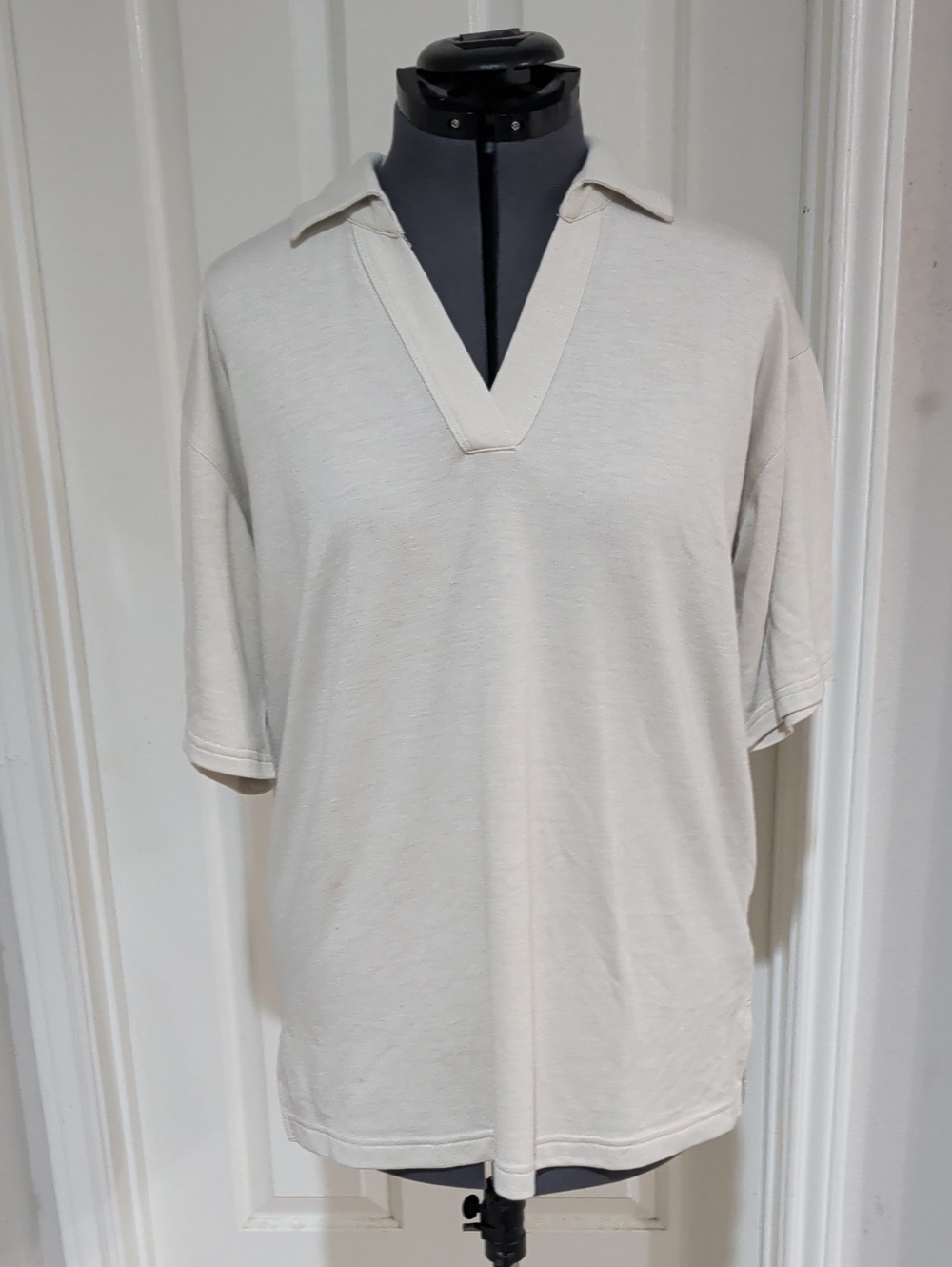 Ideology Open V-Neck Cream Polo Shirt Men's Medium